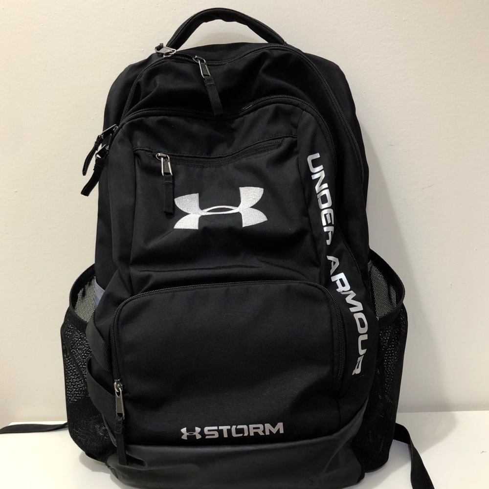 Unisex underarmour backpack black